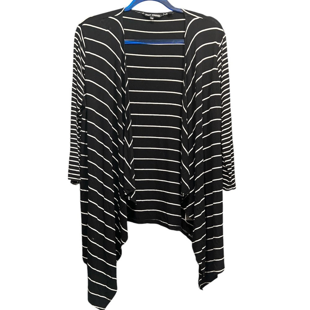 Nass Woman Striped Open-Front Cardigan – Size Medium – Black & White